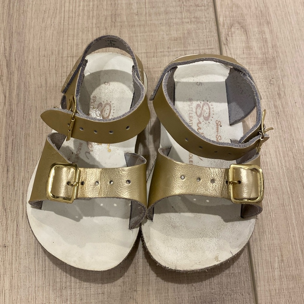 Gold Toddler Saltwater Sandals